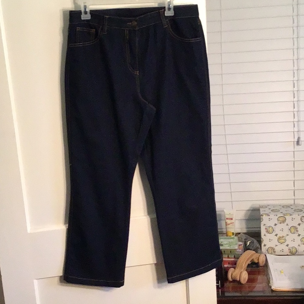 Blue jean capris.